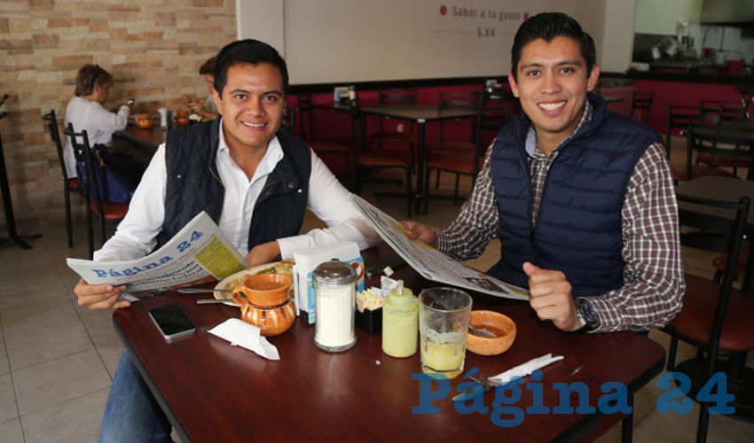 En el restaurante La Madero almorzaron Jorge Santoyo y Juan Carlos Palafox Contreras, diputado local