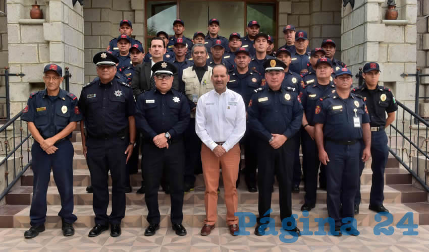 Durante la ceremonia también se festejó el 20 aniversario de la creación de este cuerpo de rescate en Aguascalientes