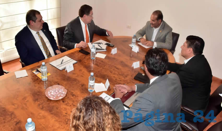 El gobernador Mart&iacute;n Orozco Sandoval, se reuni&oacute; con el presidente nacional de la C&aacute;mara Nacional de la Industria de la Transformaci&oacute;n en Aguascalientes, Enrique Guill&eacute;n Mondrag&oacute;n