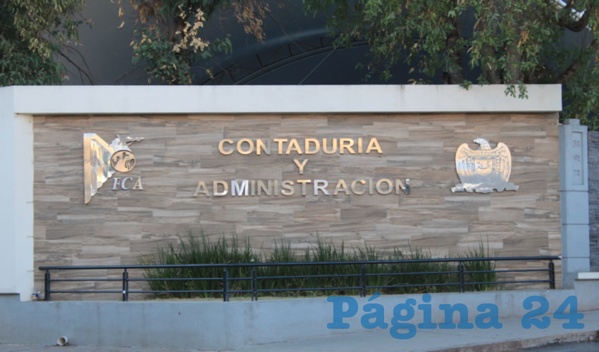 Según lo que determinen en el reporte, está en tela de juicio si el concesionario encargado de la cafetería continuará en la institución vendiendo alimentos de dudosa calidad que son un verdadero peligro para los estudiantes de la UAZ (Foto Rocío Castro)