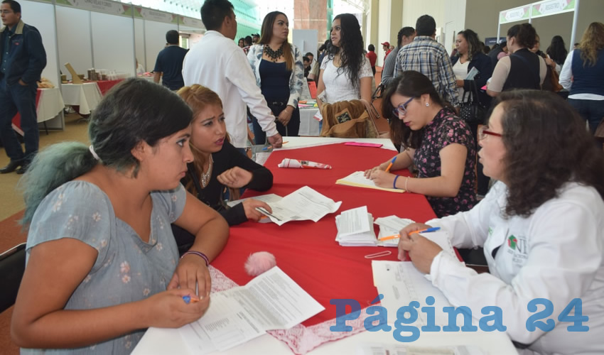 Es importante que la juventud interesada se pre registre por Internet, por teléfono o en la Unidad Regional del SNE en El Mineral