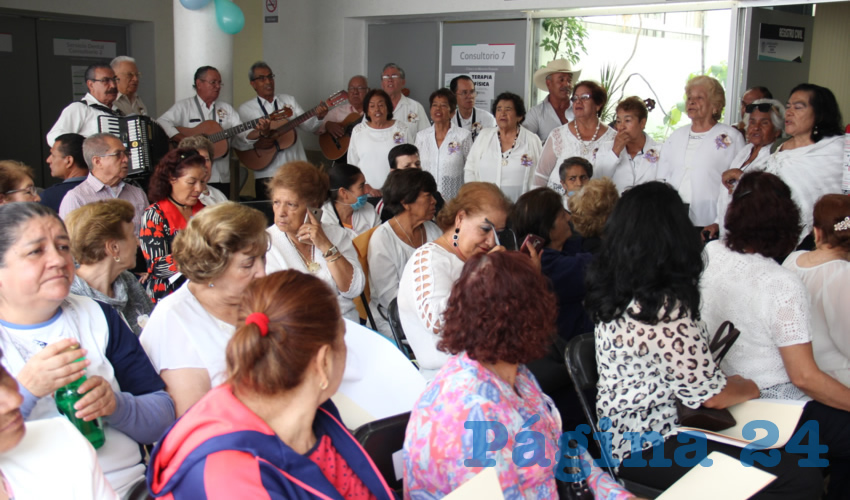 Se realizaron actividades como platicas educativas, sesiones de terapia, activación física y consultas médicas