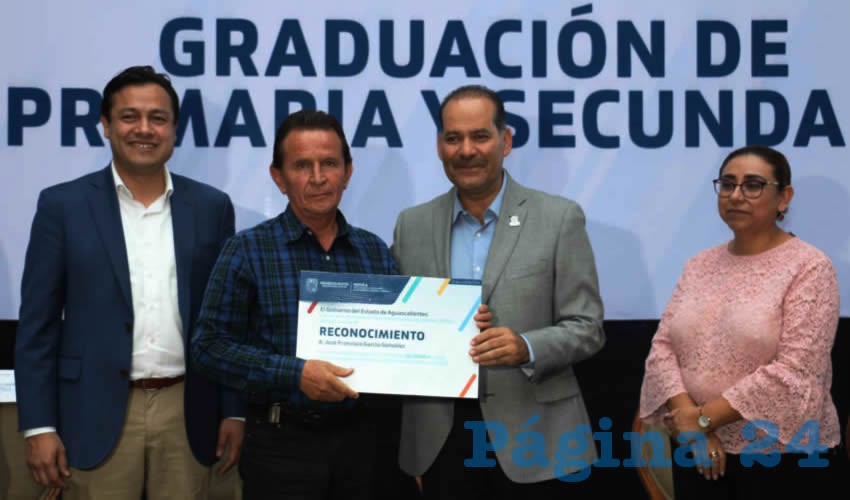 Durante la administración del gobernador Martín Orozco Sandoval mil 932 personas han aprendido a leer y escribir: INEPJA