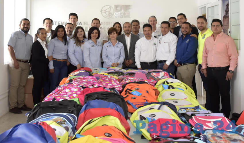 La presidenta del DIF Estatal, Yolanda Ram&iacute;rez de Orozco, inform&oacute; que concluy&oacute; de manera exitosa la campa&ntilde;a M&oacute;chate con tu Mochila