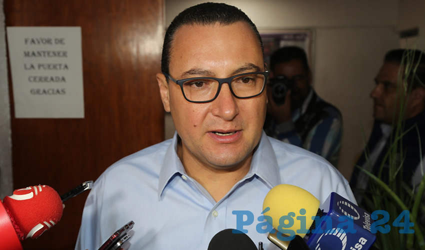 El gobernador Martín Orozco Sandoval encabezó una reunión con integrantes de las diferentes agrupaciones que conforman el Frente Nacional por la Familia en Aguascalientes