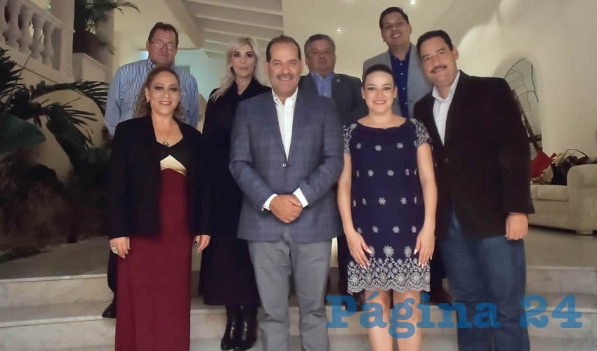 El gobernador del Estado, Mart&iacute;n Orozco Sandoval se reuni&oacute; con los diputados federales y senadores por Aguascalientes