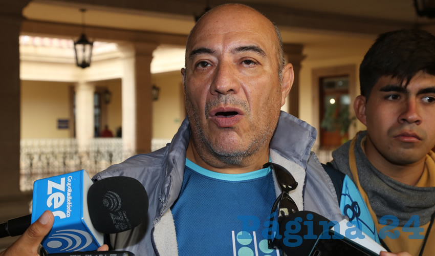 Roberto Serrano Tovar, director de Aguas con la Bici AC (Foto: Eddylberto Lu&eacute;vano Santill&aacute;n)