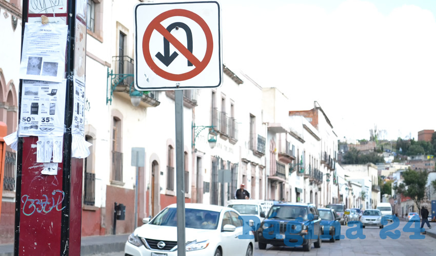 Los elementos han tomado el Centro Histórico para fastidiar a los conductores en este “Año de Hidalgo”, por órdenes de la alcaldesa Judit Guerrero López, que está a punto de abandonar Palacio Municipal (Foto: Merari Martínez)