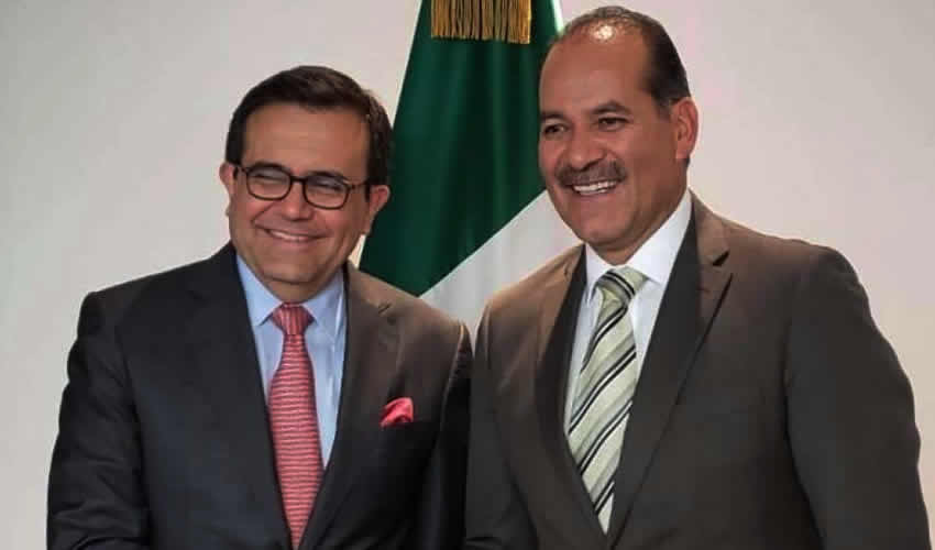 El gobernador del Estado, Mart&iacute;n Orozco Sandoval sostuvo un encuentro con el secretario de Econom&iacute;a, Ildefonso Guajardo Villarreal