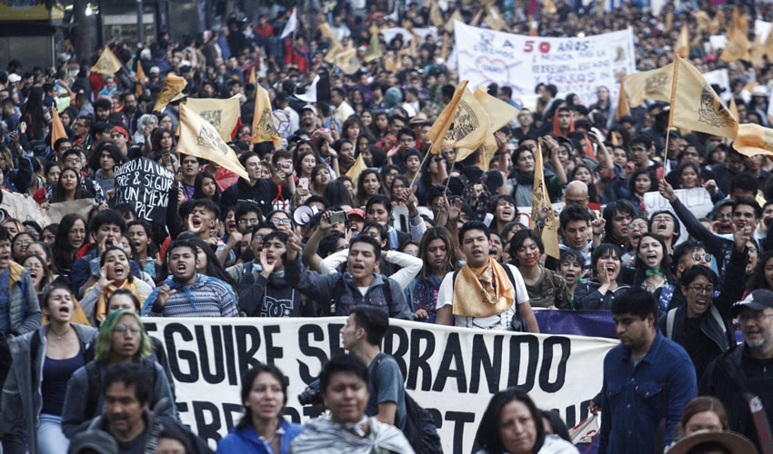 Ciudad de México.- Marcha del Silencio y en rechazo a los actos porriles y de violencia en la UNAM (Fotos: Isaac Esquivel / Rodrigo Rubio/ Cuartoscuro)