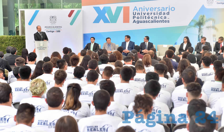 En el marco de las celebraciones por el 16 Aniversario de la Universidad Polit&eacute;cnica de Aguascalientes (UPA), el gobernador Mart&iacute;n Orozco Sandoval reconoci&oacute; el &eacute;xito de la instituci&oacute;n