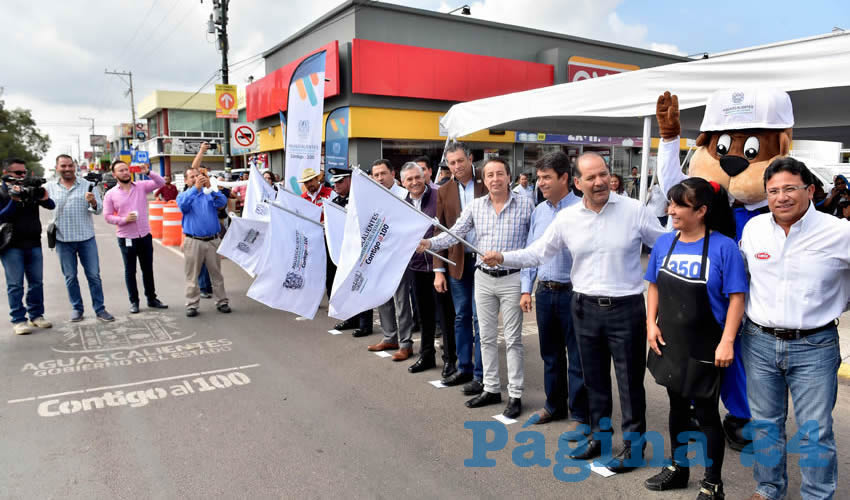 El gobernador del Estado, Martín Orozco Sandoval entregó las obras de reposición de la carpeta asfáltica de la avenida Héroe Inmortal, que tuvo una inversión de 4.5 millones de pesos