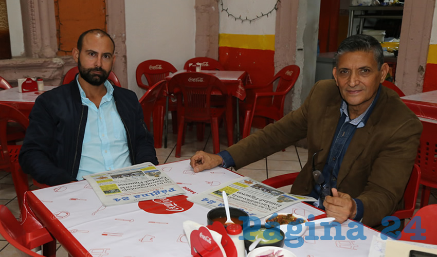 En gorditas La Merced desayunaron René Aguayo Rodríguez y Rubén Guzmán Martínez