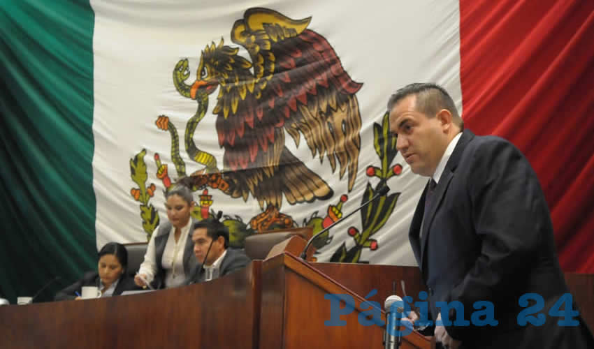 Luis Fernando Maldonado Romero, titular de la Secretaría del Agua y Medio Ambiente (Sama) compareció ante los diputados integrantes de la LXII Legislatura (Foto Merari Martínez Castro)