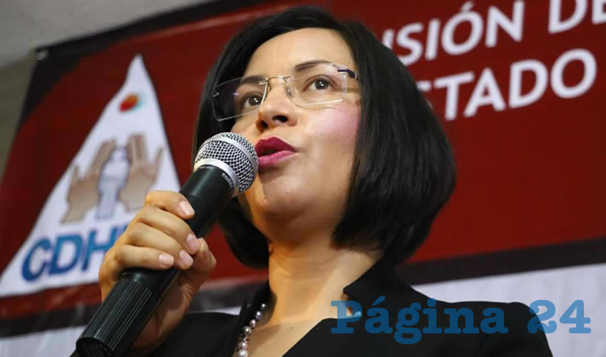 María de la Luz Domínguez,