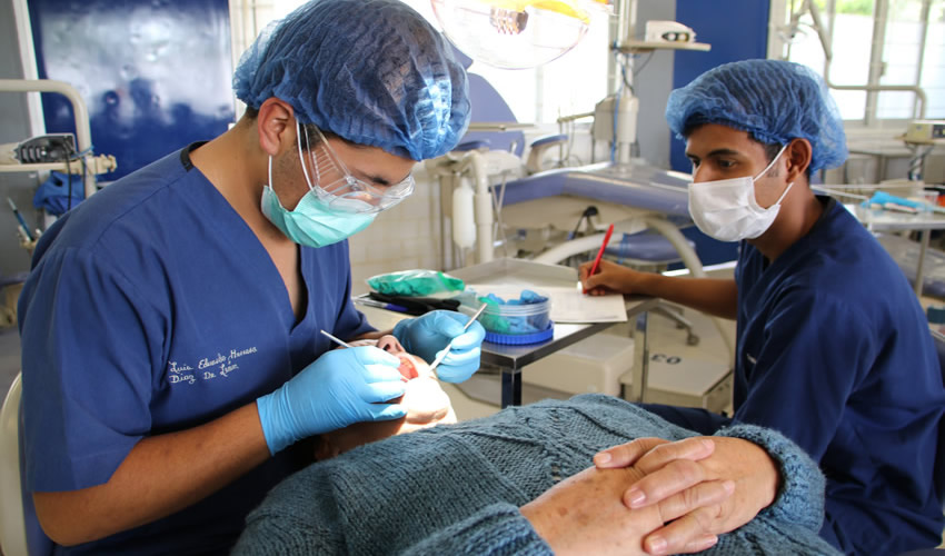 Uno de los procedimientos que se realizan para la salud de la cavidad oral es la endodoncia