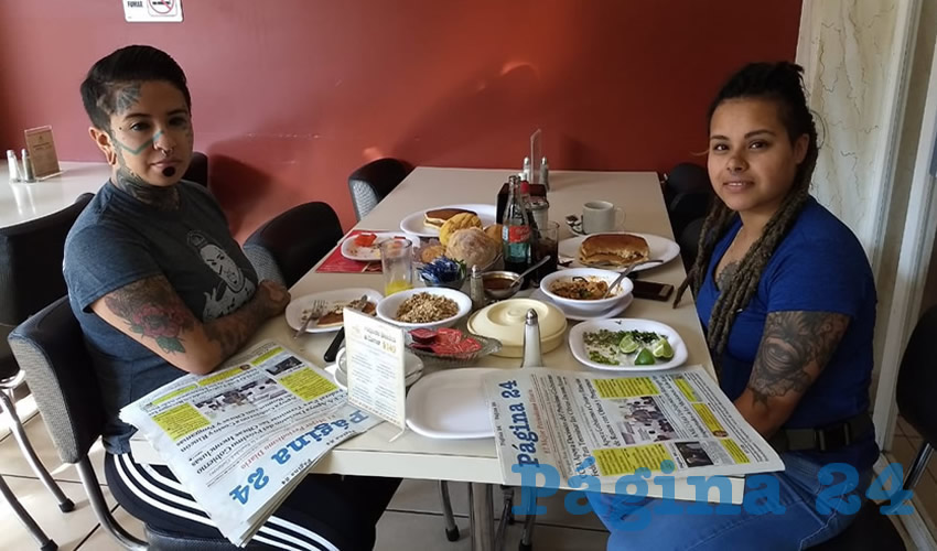Alejandra Martínez y Janeth Alvarado almorzaron en el restaurante Mitla
