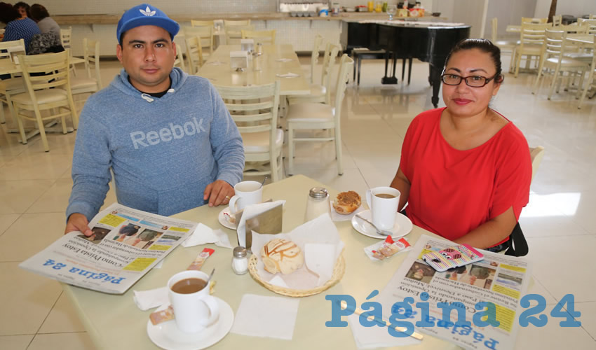 En el restaurante Del Centro compartieron el primer alimento de la mañana Alberto Cruz López y Carmen Gutiérrez Martínez
