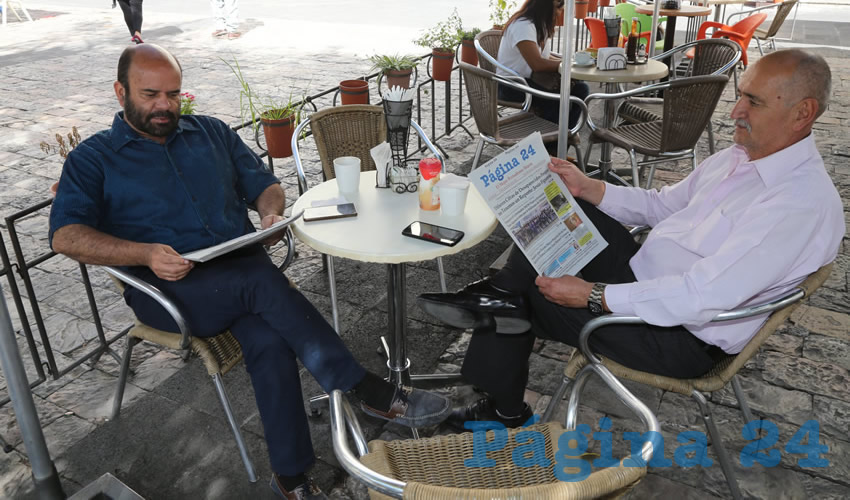En Café Catedral departieron Jorge Orozco sierra y Joaquín Romo Delgado