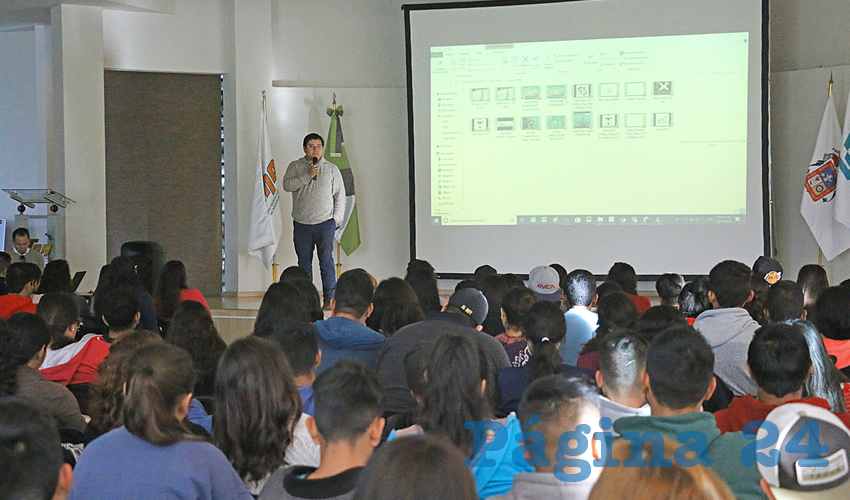 La Universidad Tecnol&oacute;gica del Norte de Aguascalientes recibi&oacute; la visita de la Asociaci&oacute;n Camp Counselors-Ventur Pipiol