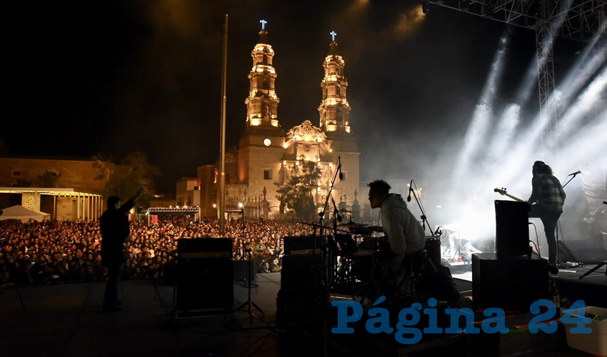 Interpretaron Mr.P Mosh, Ni&ntilde;o Bomba, Peligroso Pop, Afroman y su m&aacute;s reciente &eacute;xito, Michael Jackson Luis Miguel