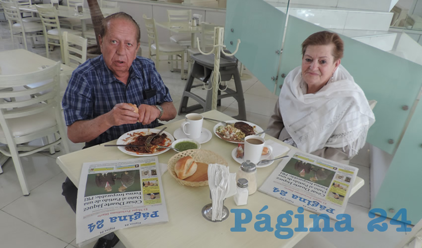 En el restaurante Del Centro desayunaron Jesús Jiménez Romo y Sabina Muñoz Hermosillo