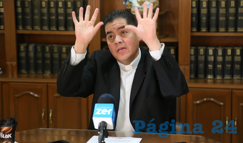 Carlos Alberto Alvarado Quezada, vocero de la di&oacute;cesis de Aguascalientes (Foto: Eddylberto Lu&eacute;vano Santill&aacute;n)