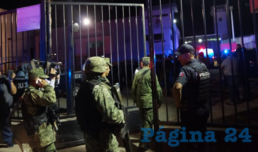 Momento es que elementos del Ej&eacute;rcito Mexicano ingresan al penal 