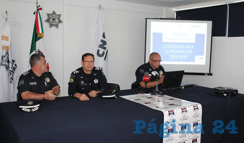 Rueda de prensa de Policías
