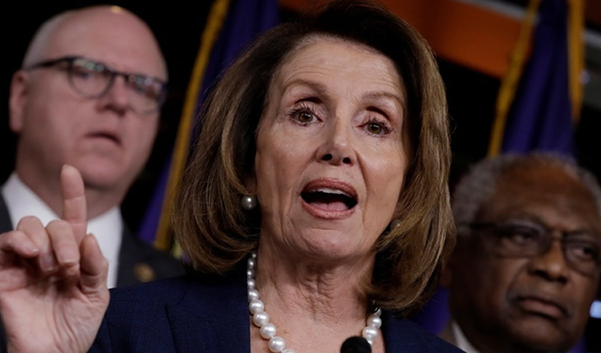 Nancy Pelosi, la líder de la actual minoría demócrata en la Cámara de Representantes, sepultó inmediatamente las aspiraciones presupuestales del presidente para construir el muro fronterizo (Foto: Archivo/ Xinhua)