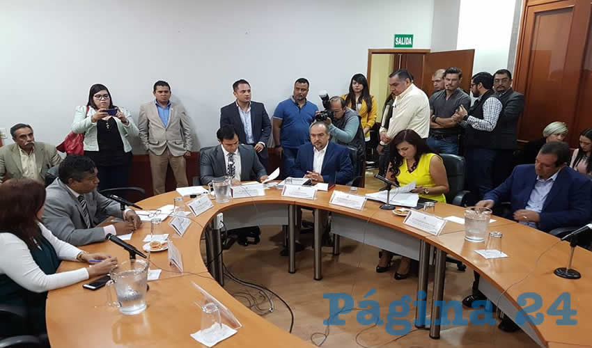 El diputado emecista sentenció que “quien no se sume a esta iniciativa, simplemente está ajeno y no puede hablar más de austeridad, cuando en este primer paso que damos en la legislatura estamos hablando de austeridad”/Foto: Cortesía