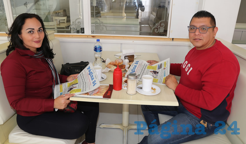 En el restaurante Del Centro desayunaron Saraí Mendoza Reyes y Pedro Cardona Camacho