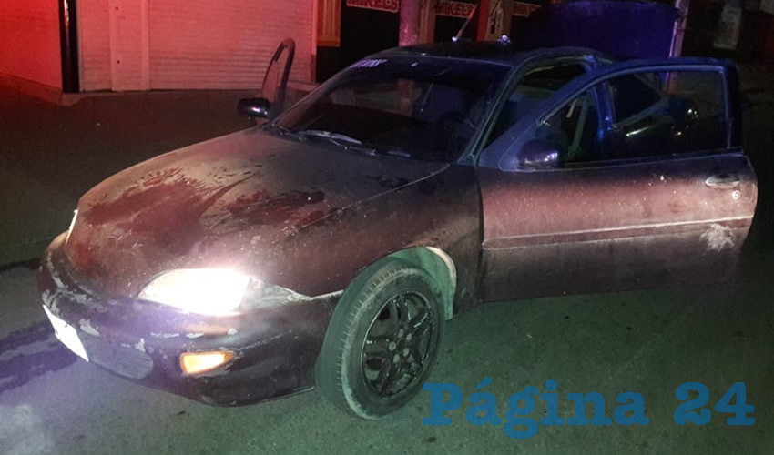 El auto que tripulaba “El Big Show” y dos de sus acólitos