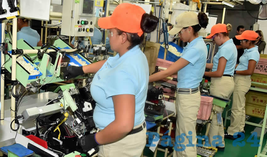 El insourcing es la práctica a través de la cual una empresa crea otra para que se encargue de la contratación de sus trabajadores para dar menos prestaciones