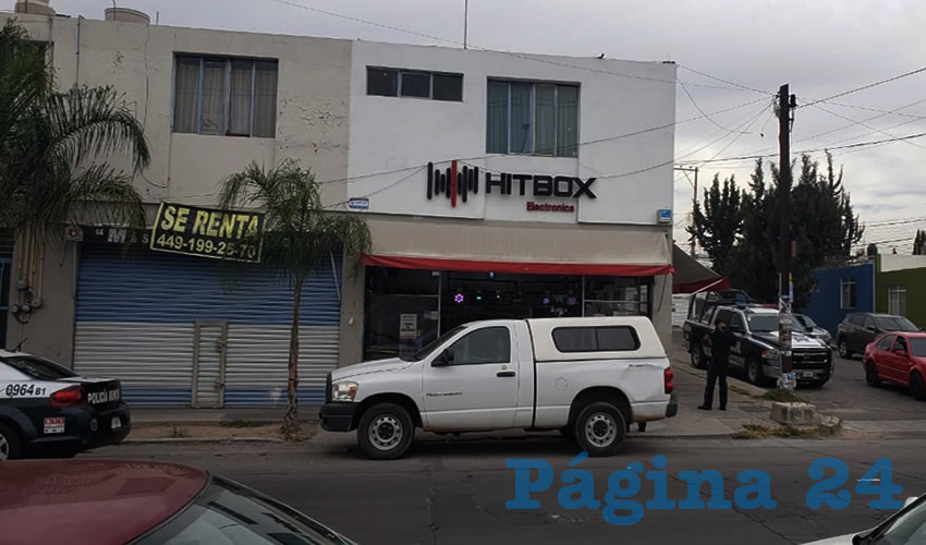 El establecimiento Hitbox Electronics, ubicado en la esquina de las calles Ignacio Zaragoza y José Reyes Martínez