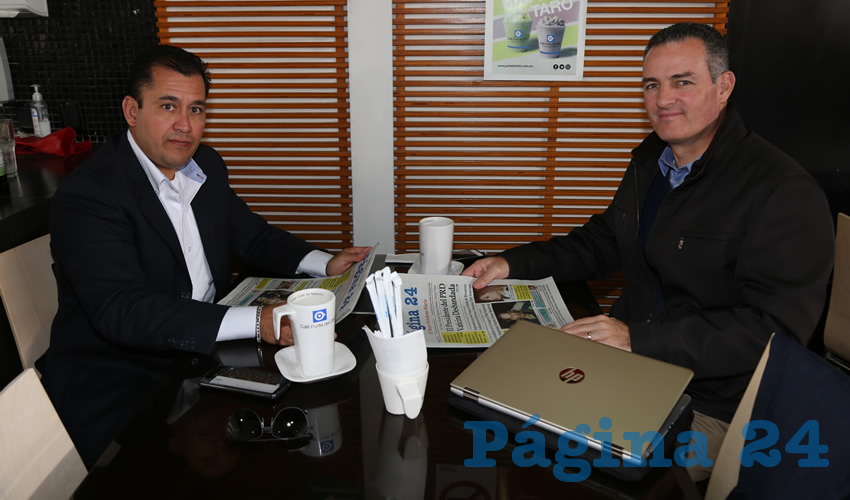 Alan Macías Macedo y René Urrutia de la Vega se reunieron en Café Punta del Cielo