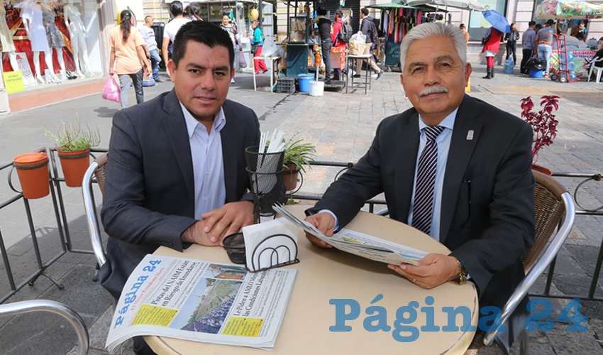 En Café Catedral departieron José Manuel Velasco Serna y Jorge Saucedo Gaytán, diputados en la LXIV Legislatura del Congreso del Estado