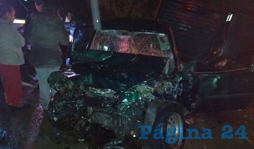 El accidente ocurrió sobre la carretera estatal 42, que conduce al Salto de los Salados