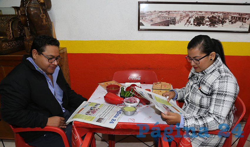 En Gorditas La Merced compartieron el pan la sal Diego Rea y Ana Silvia Romo García