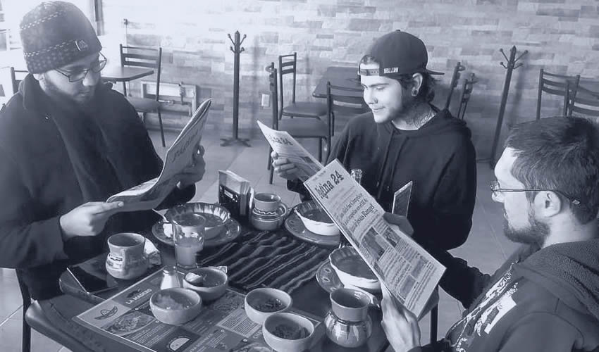 En el restaurante La Madero desayunaron Valentín Esparza, Eduardo Santoyo y Rubén Ramírez