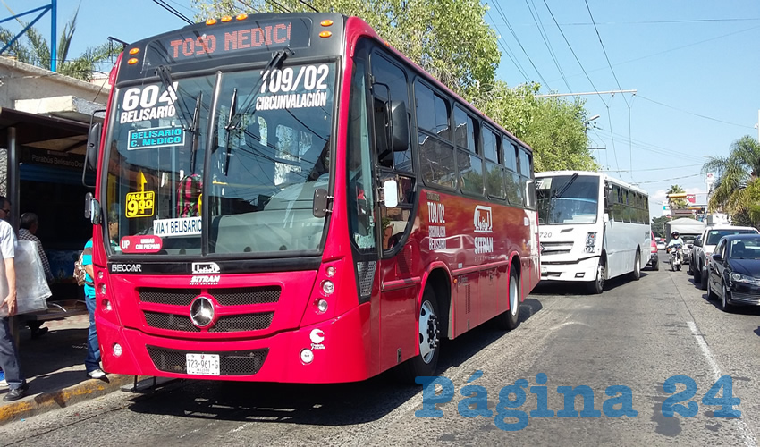 Apenas esta semana las empresas que lograron certificarse como ruta-empresa tienen la posibilidad de cobrar 9.50 pesos, por lo que muchos usuarios lamentaron esta afectación al bolsillo, puesto que todo aumenta, menos los salarios/Foto: Francisco Tapia