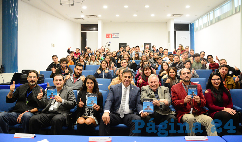 En sesión especial de Quincenas Literarias, se debatió el libro del destacado nadador aguascalentense, Jorge Luis Rikarday Flores