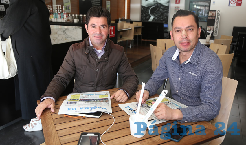 En Café Punta del Cielo departieron Jorge López Martín, consejero nacional del Partido Acción Nacional (PAN); y Carlos Mier Domínguez