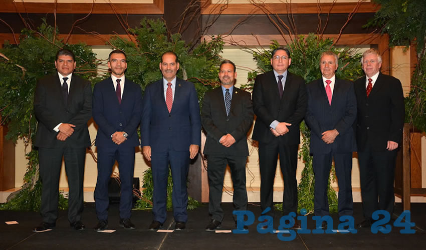 El gobernador del Estado, Martín Orozco Sandoval, encabezó la toma de protesta del nuevo presidente del Grupo de Industriales de Aguascalientes