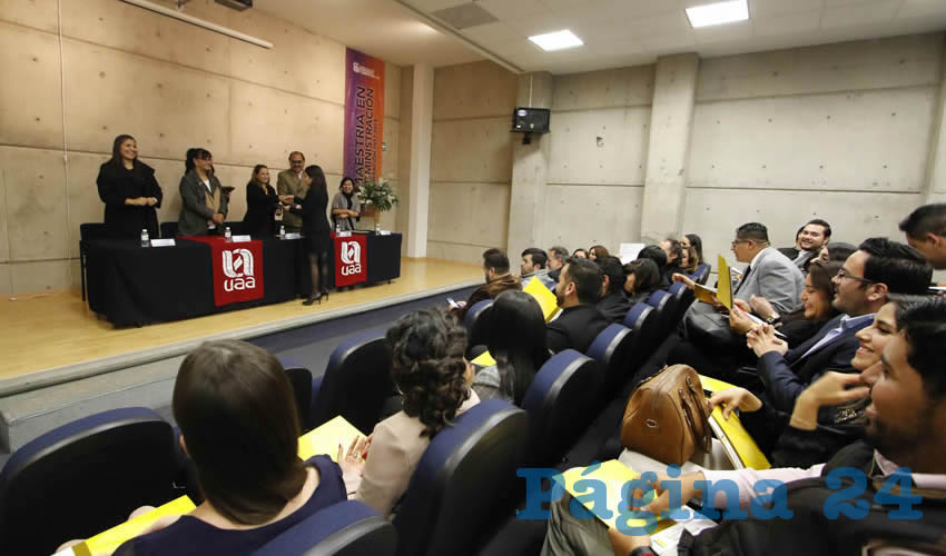 La UAA a trav&eacute;s de su Centro de Ciencias Econ&oacute;micas y Administrativas llev&oacute; a cabo el evento de clausura de las actividades acad&eacute;micas