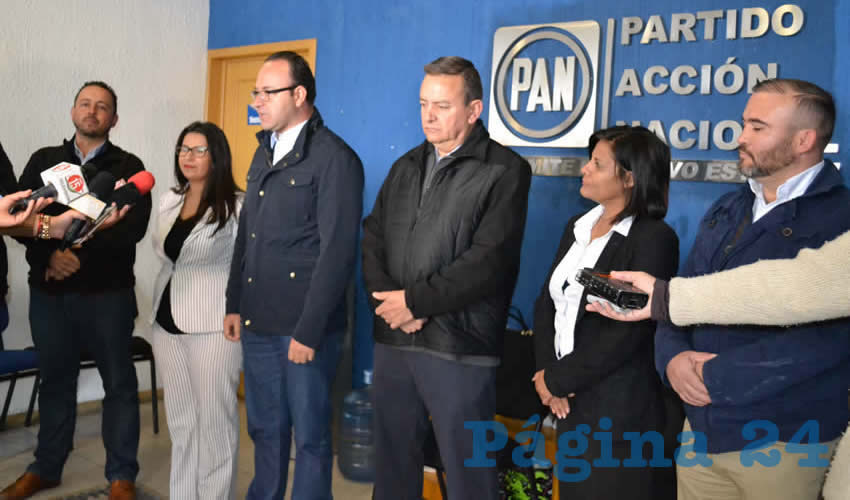 Arturo Rodríguez hizo un llamado a la unidad del partido: “A partir del día de hoy iniciaremos la construcción del tejido que se estuvo dañando entre los panistas en esta jornada electoral” (Foto Merari Martínez)