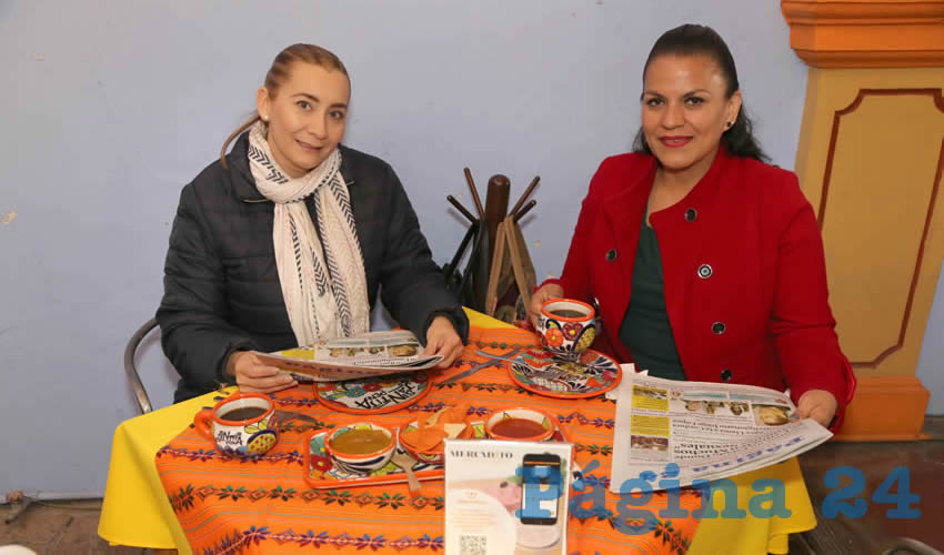 En Mercadito Gastron&oacute;mico Col&oacute;n compartieron los primeros alimentos del d&iacute;a Judith Peinado Rojas y Teresa Barrag&aacute;n Torres
