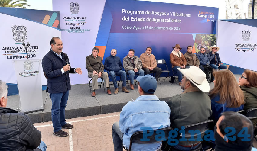 El gobernador del Estado entreg&oacute; apoyos a viticultores con inversi&oacute;n de m&aacute;s de nueve millones de pesos de recursos gubernamentales y la aportaci&oacute;n de los beneficiarios