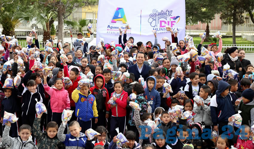 El Sistema para el Desarrollo Integral de la Familia Municipal de Aguascalientes realiza su Gira Navide&ntilde;a 2018