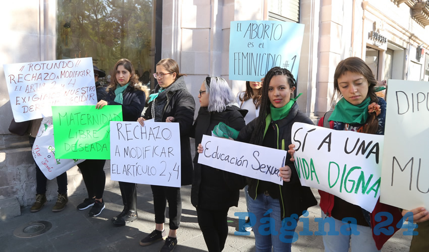 Los activistas que est&aacute;n a favor de que se legalice el aborto, como los provida, cada d&iacute;a se ponen m&aacute;s intensos con sus gritos de apoyo y repudio